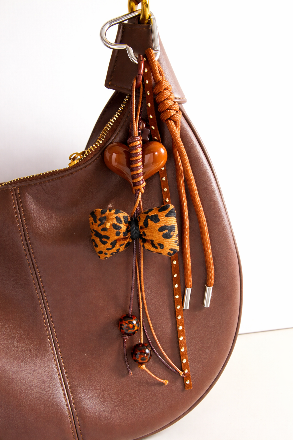 Jaguar Bowknot Charm