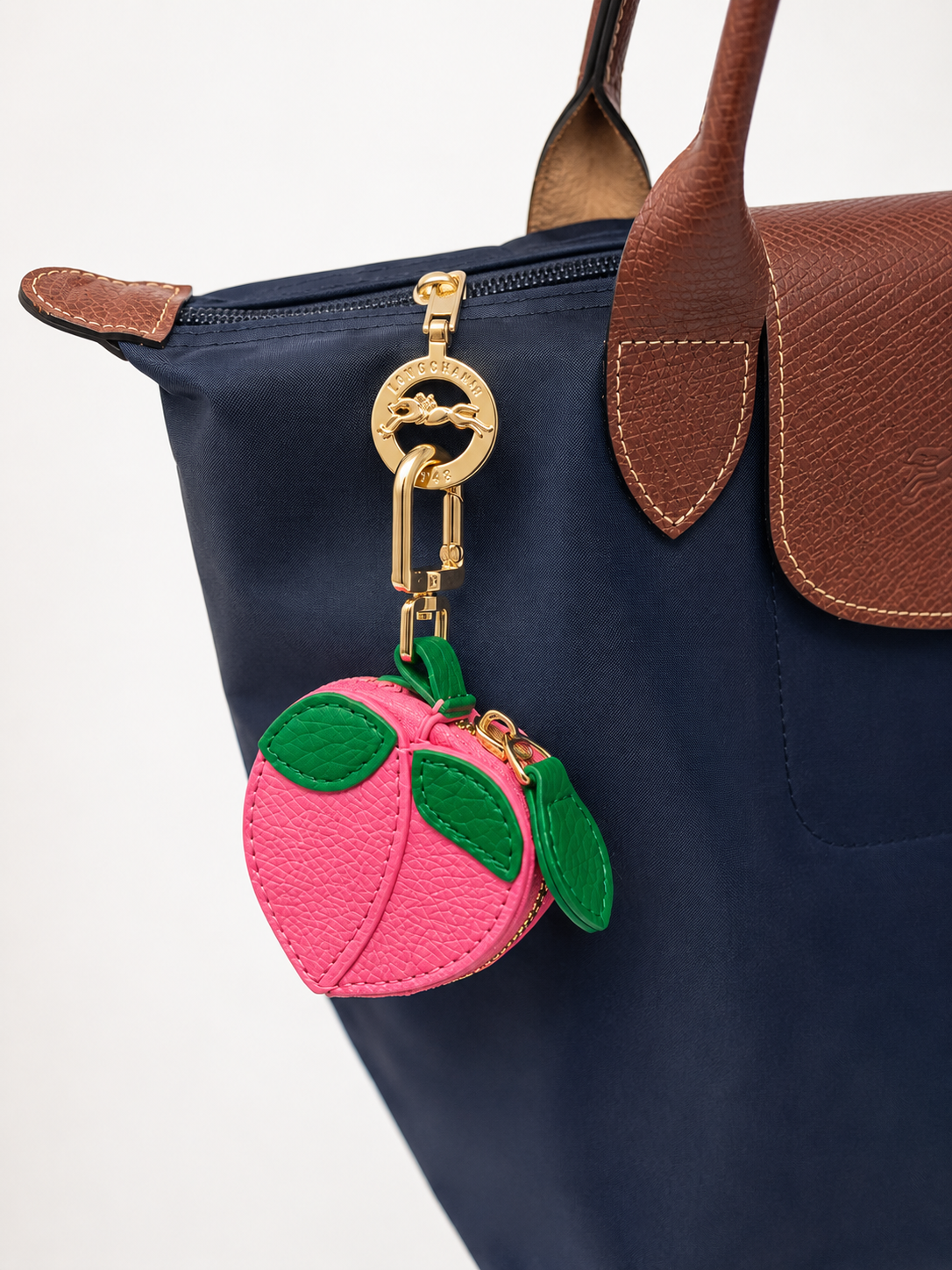 AirTag Holder - Strawberry