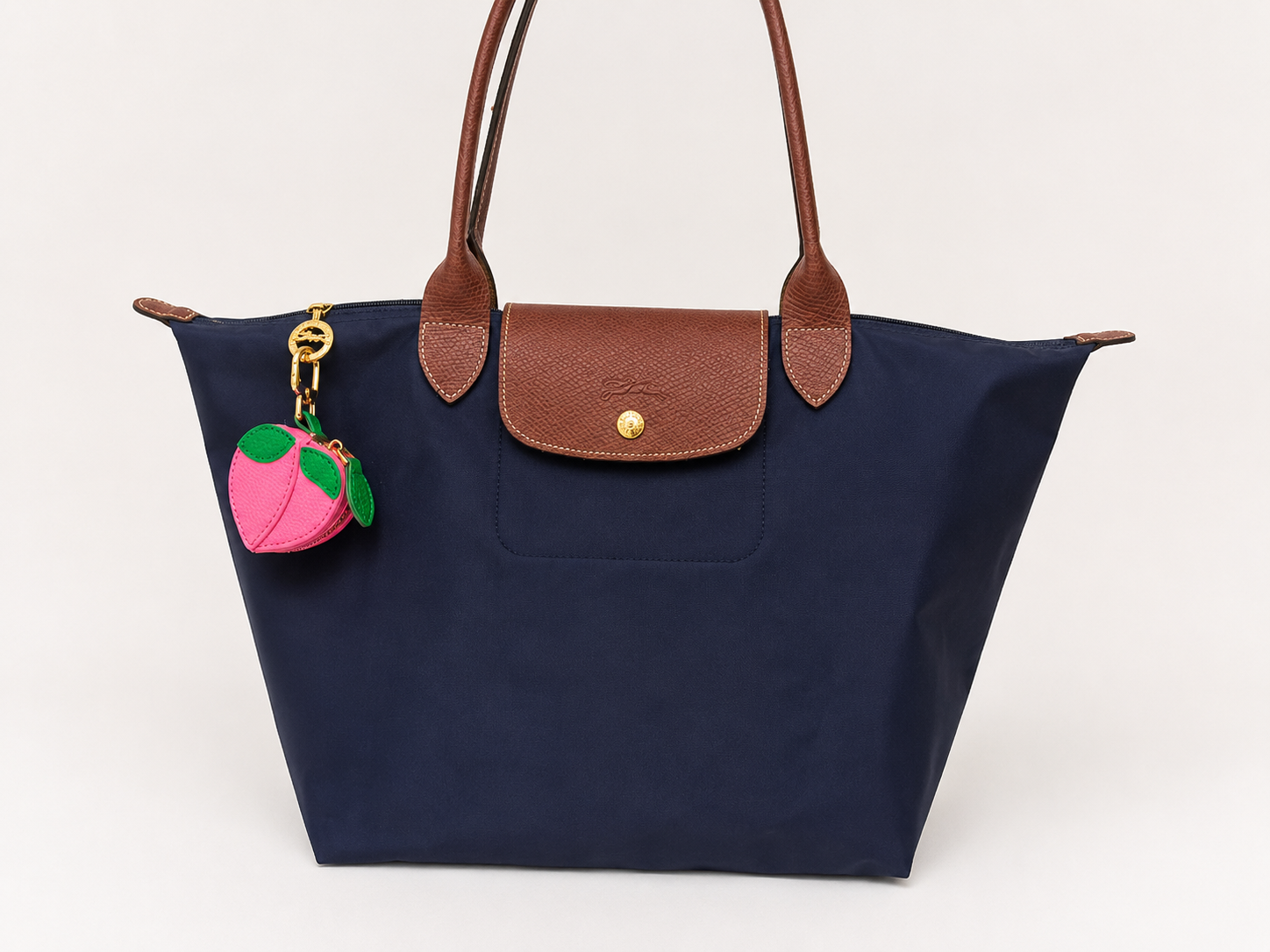 AirTag Holder - Strawberry