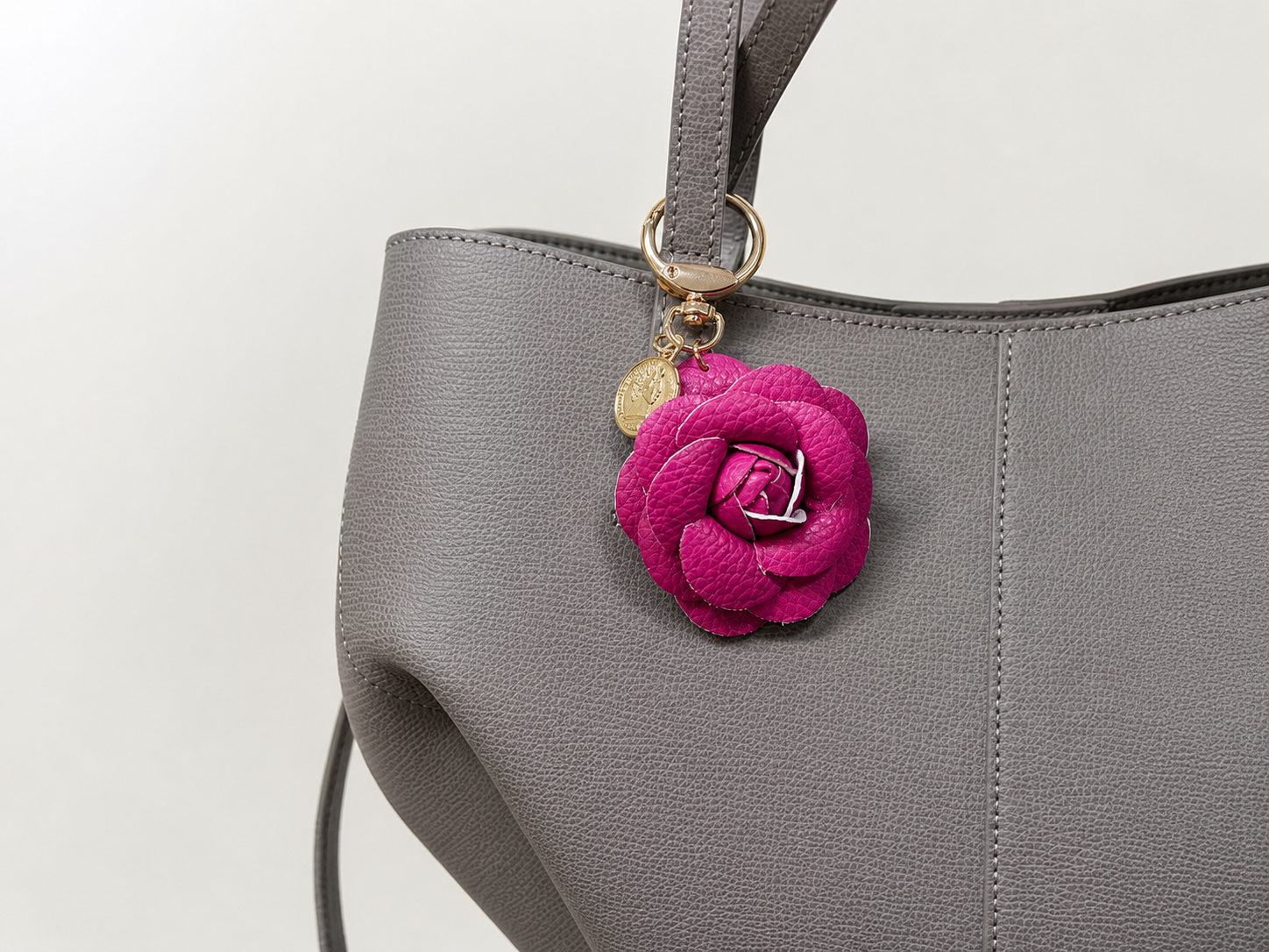 Rose Charm - Magenta