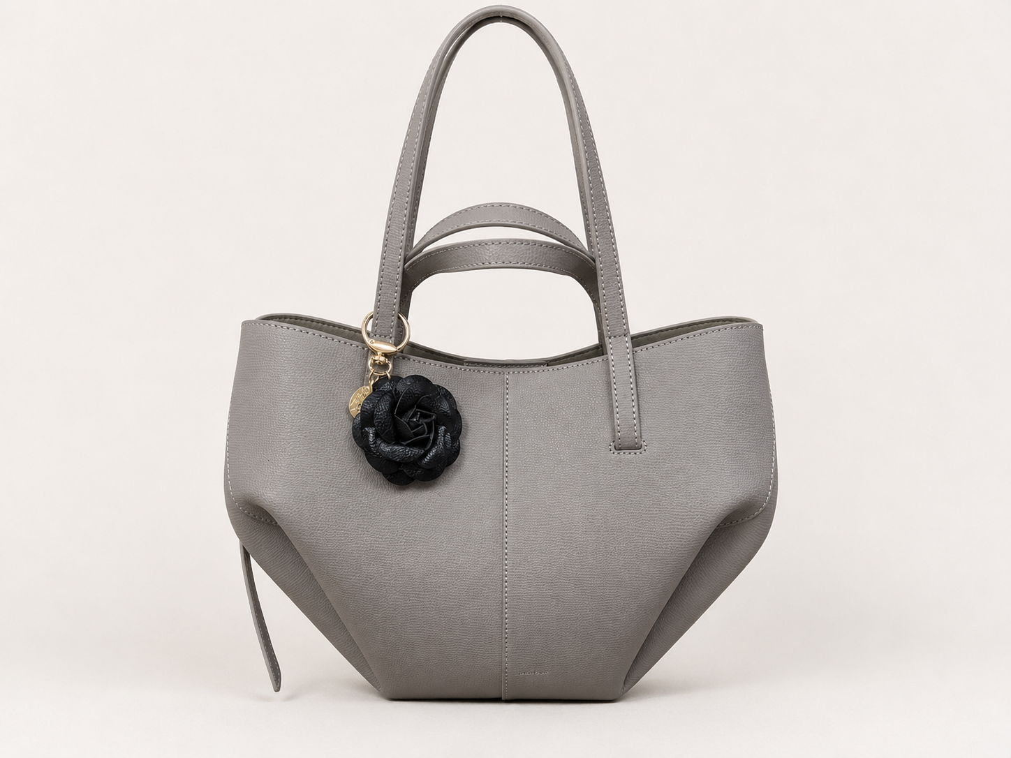 Rose Charm - Black