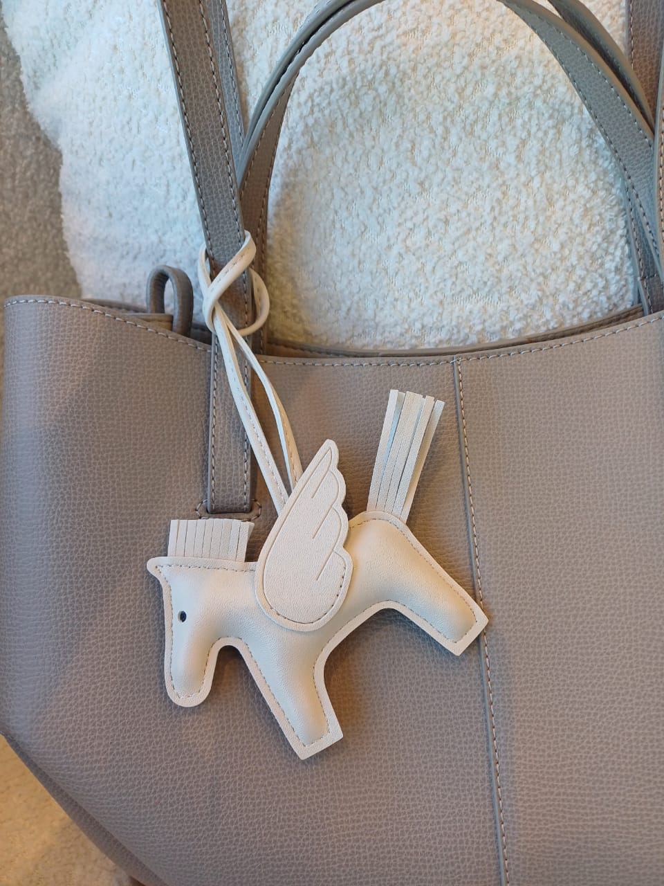 Flying Horse Charm – Off White