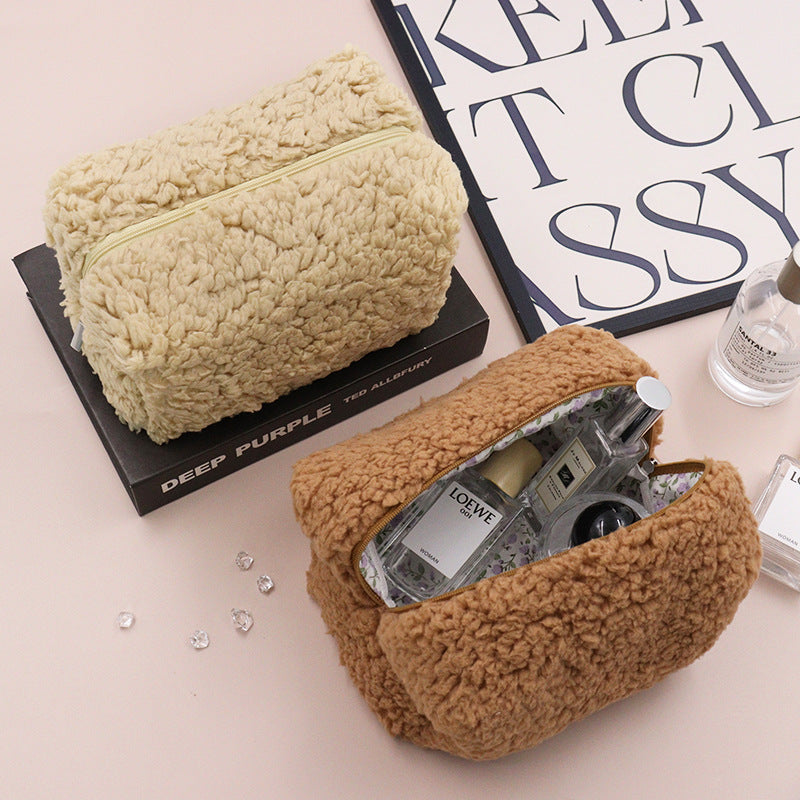 Wool-Style Makeup Bag